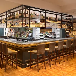 4* Ξενοδοχείο The Address Connolly